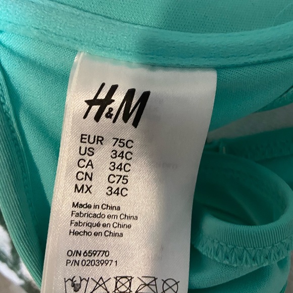 H&M Bikini Top - Picture 3 of 5